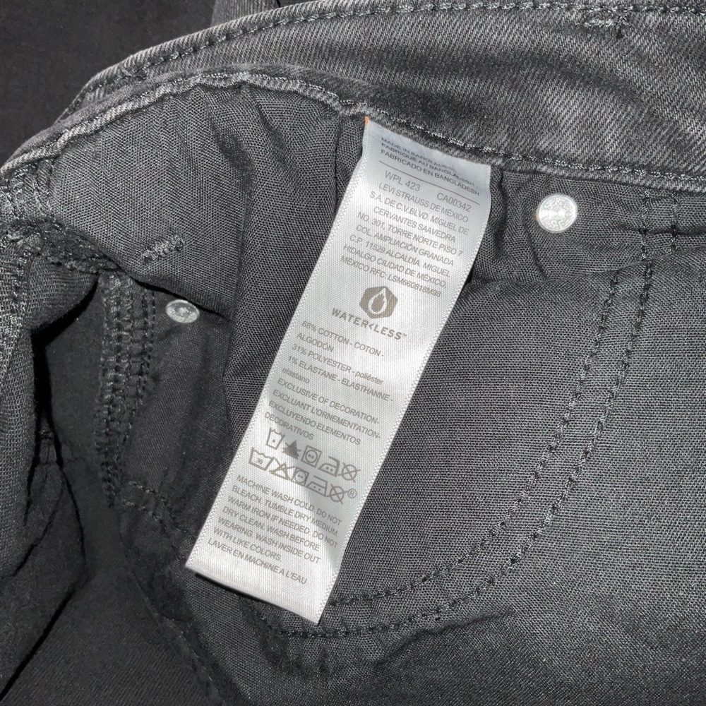 Signature Levi’s Heritage‎ High Rise Kick Boot Size 31 Black - Picture 8 of 8